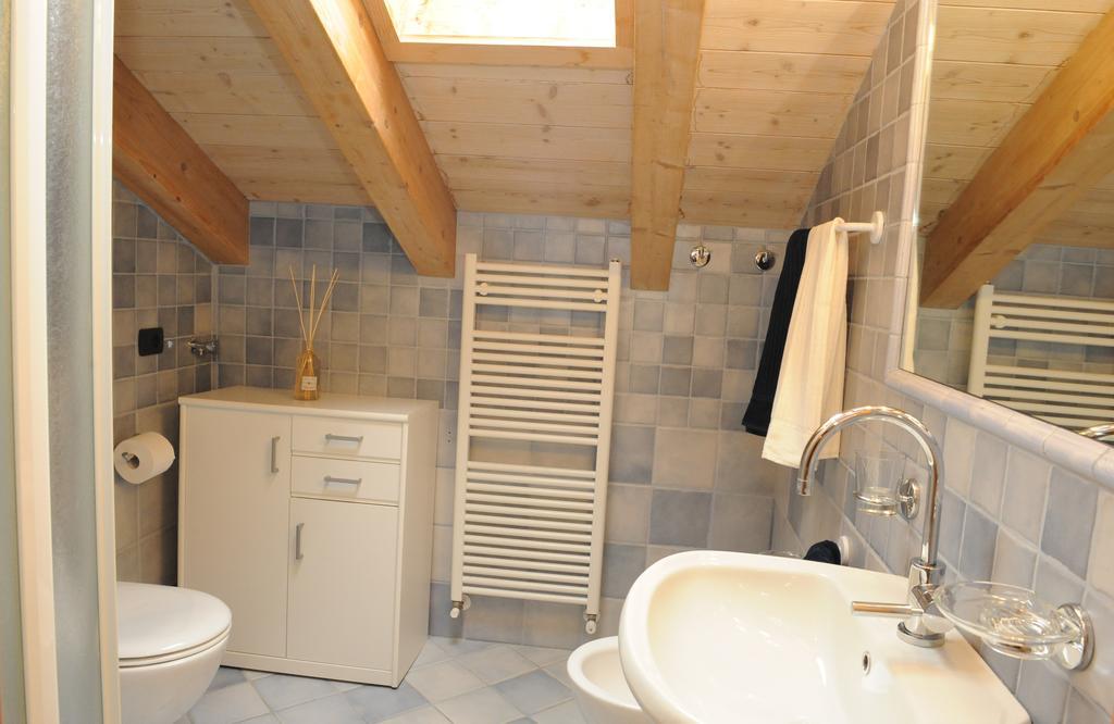 Chalet Tea Da Bondi Livigno Pokoj fotografie